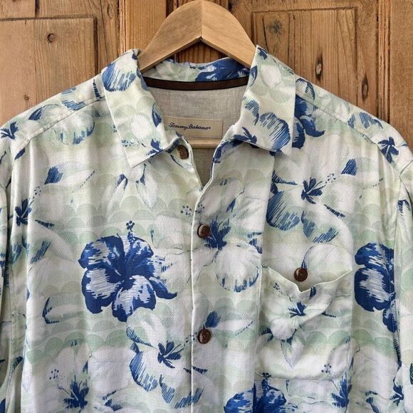 Tommy Bahama Large Original Fit Silk Pale Green and Blue Button Front Shirt - Picture 2 of 15